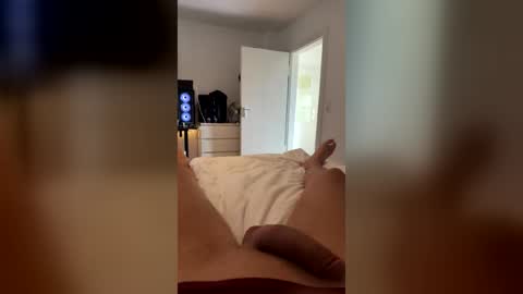 unknownuser96 online show from July 5, 1:07 pm