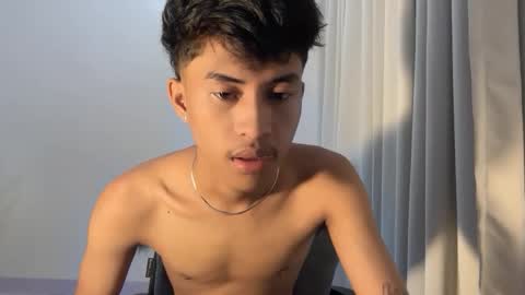 ur_fuckerbttm online show from November 29, 3:08 am