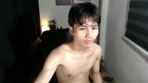 Snapshot of urasaintwink chatting on December 10, 12:05 pm Bran online show from December 10, 12:05 pm