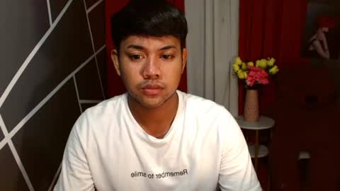 urasiankyler online show from June 26, 10:18 am