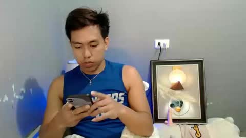 urasianwanker online show from January 7, 2:49 pm