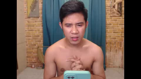 Snapshot of urboy_cass chatting on October 2, 2:32 pm urboy_cass online show from October 2, 2:32 pm