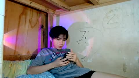 urboytoyheaven online show from July 6, 3:47 am