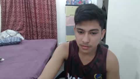 Snapshot of urcuteguy_jhonx chatting on September 26, 7:39 am Dannie online show from September 26, 7:39 am