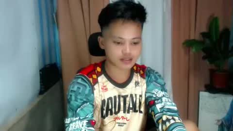 Snapshot of urhot_fucker13 chatting on October 11, 11:58 am JUST CALL MY NAME jayrus online show from October 11, 11:58 am