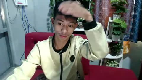 richard online show from February 9, 4:17 am