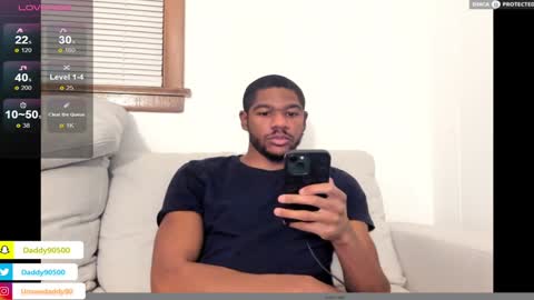 Snapshot of urnewdaddy90 chatting on January 19, 1:00 am Big Daddy online show from January 19, 1:00 am