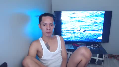 Snapshot of urpinoyasianx chatting on January 10, 1:10 am Mel online show from January 10, 1:10 am