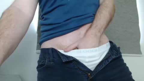 Snapshot of us5030 chatting on March 2, 1:53 pm US5030 online show from March 2, 1:53 pm