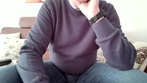 use2020 online show from May 11, 11:23 am