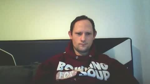 sub 4 u online show from December 17, 10:34 am