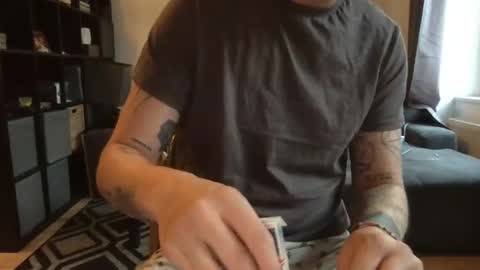 Snapshot of uwantitno chatting on February 20, 6:17 am uwantitno online show from February 20, 6:17 am