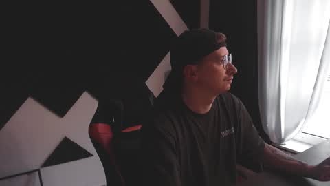 vacation__ online show from March 18, 4:21 pm