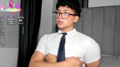 Valentin0 online show from October 30, 12:46 am