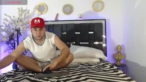 Valerio san 23 online show from September 10, 2:43 am