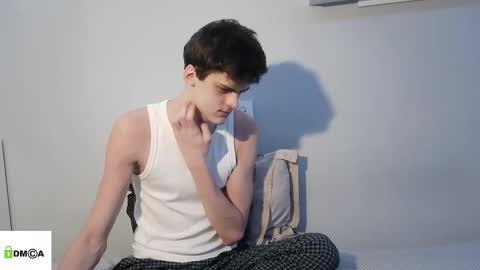 valesios online show from February 4, 8:59 pm