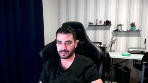 Snapshot of vallartamexi chatting on October 23, 1:53 am Roberto Carlos online show from October 23, 1:53 am