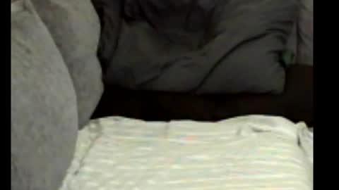 varmland1988 online show from April 18, 6:53 pm