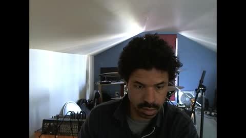 vbigidux online show from October 4, 3:00 am