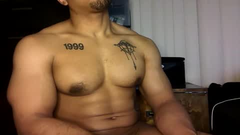 Vegas Love online show from April 1, 10:39 am