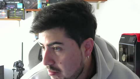 Charles online show from December 9, 5:13 pm