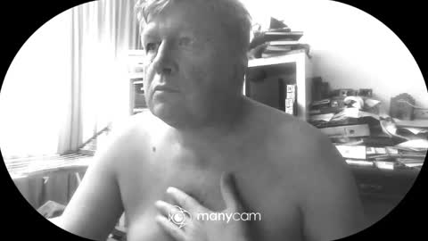 Snapshot of vejun2025 chatting on September 22, 7:30 am vejun2025 online show from September 22, 7:30 am