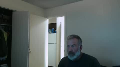hairy man online show from March 17, 12:03 am