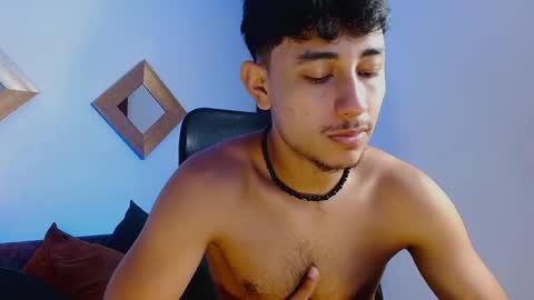 Vezx online show from April 15, 7:03 pm