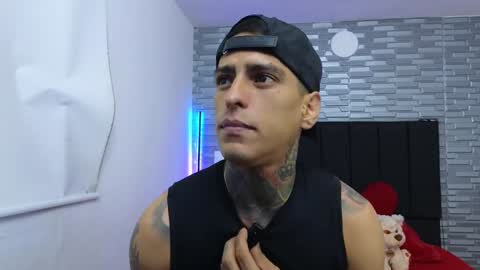 Victor cardenas online show from January 9, 10:09 pm