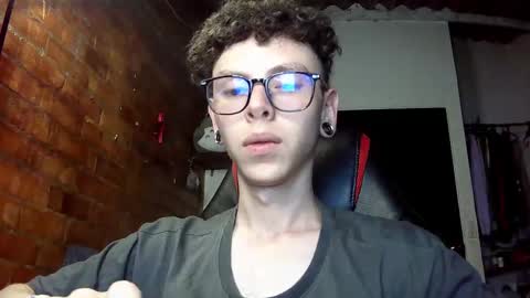 Vicent Brais online show from February 16, 11:59 pm