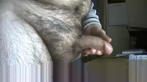 Snapshot of victorhume chatting on January 8, 11:19 pm VictorHume online show from January 8, 11:19 pm