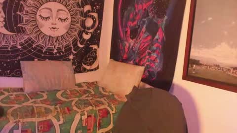 Victorino Jhonson online show from December 8, 6:17 pm