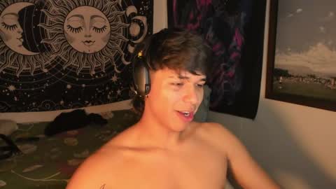 Victorino Jhonson online show from March 1, 4:15 am