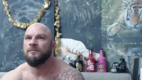 viking online show from March 19, 7:39 pm