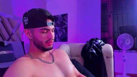 Vincent online show from December 18, 4:41 am