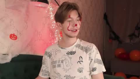 Vincent online show from October 31, 6:50 am