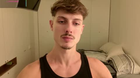 vitoraugustoxxx online show from June 2, 8:21 pm