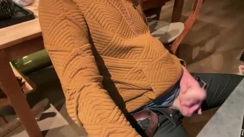 Flyer77 online show from March 15, 9:32 pm