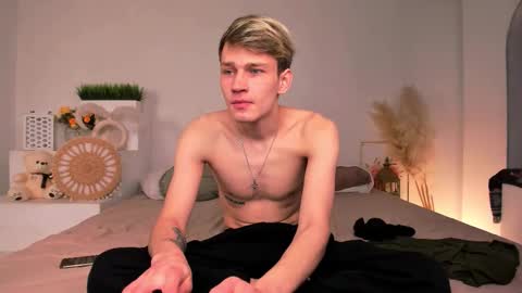 Dan online show from February 15, 4:40 am