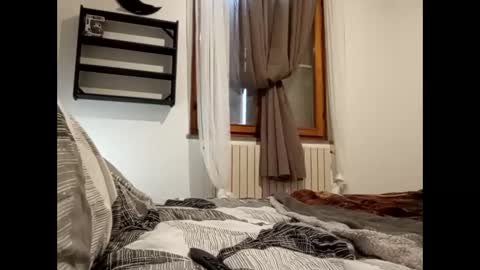volpecesare419 online show from February 22, 10:29 am
