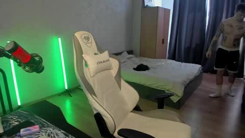 vova online show from April 6, 10:38 am