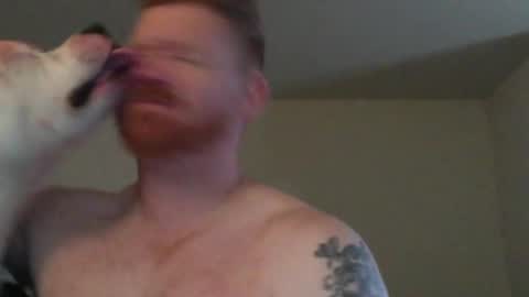 Snapshot of wadonis33 chatting on December 28, 7:43 pm wadonis online show from December 28, 7:43 pm