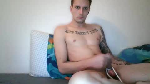 wajlyhaze2 online show from March 9, 5:55 am