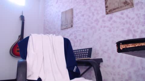 John online show from November 10, 8:14 pm