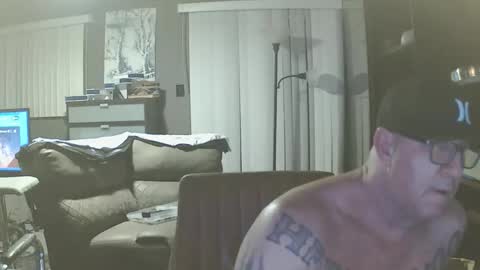 inittogetitin online show from December 20, 10:11 am