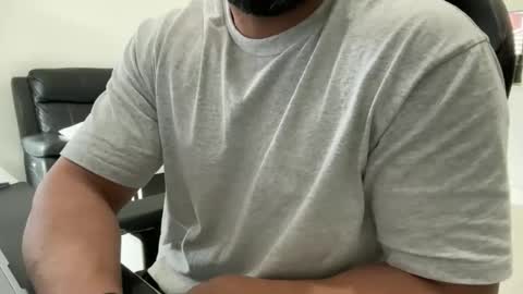 Weapon X online show from November 4, 2:45 am