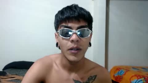 weed_zack online show from December 28, 7:33 am