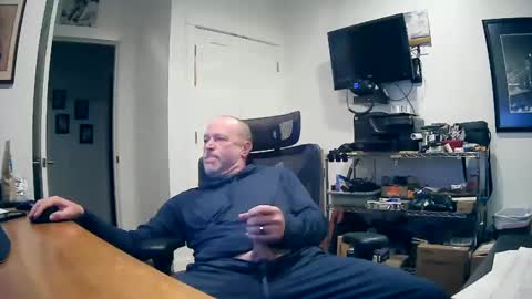 Snapshot of weseeyouwatching chatting on October 21, 4:37 am weseeyouwatching online show from October 21, 4:37 am