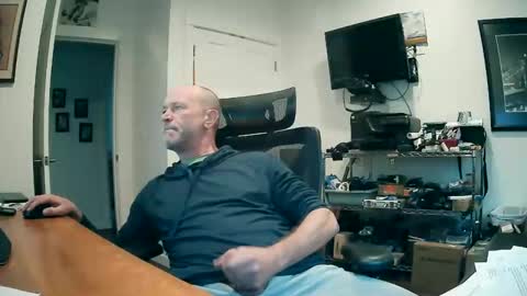 weseeyouwatching online show from November 25, 9:28 pm