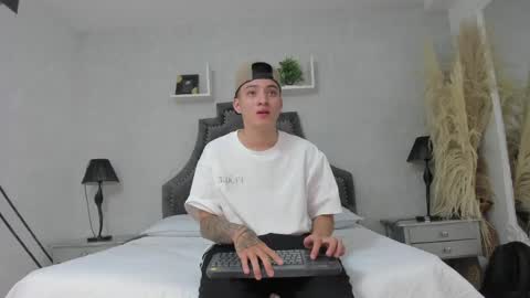 Wesley online show from May 23, 8:25 pm